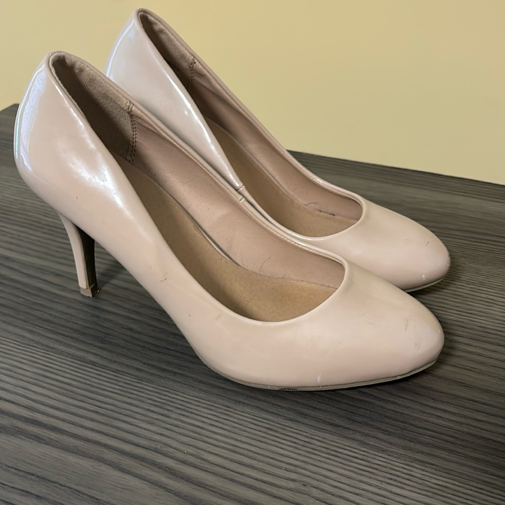 SM nude heels size 9